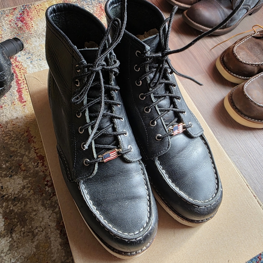 Redwing Women Boots Size 8B
